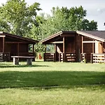 Hotel Hotel And Park Divoka Voda 3*