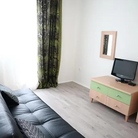 Hotel And Park Divoka Voda 3* Bratislava