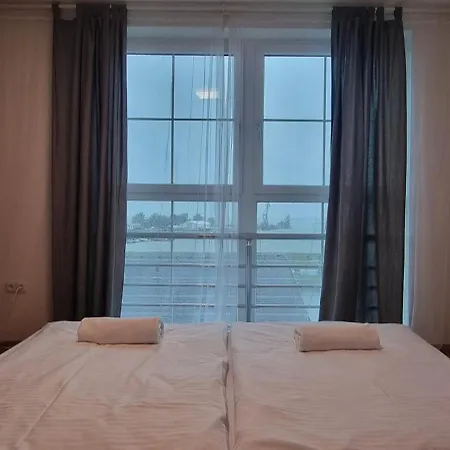 Hotel And Park Divoka Voda 3*