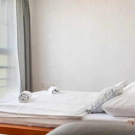 Hotel And Park Divoka Voda Hotell