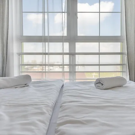 Hotel And Park Divoka Voda Hotell Bratislava