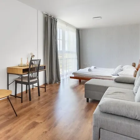 Hotell Hotel And Park Divoka Voda Bratislava