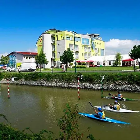 Hotel&park Divoká Voda Hotel 3*