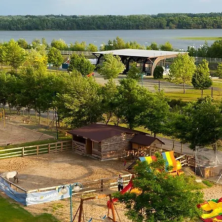 Hotel And Park Divoka Voda Hotell