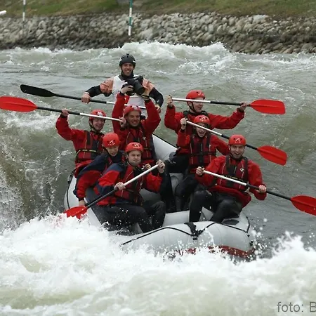 호텔 And Park Divoka Voda 브라티슬라바