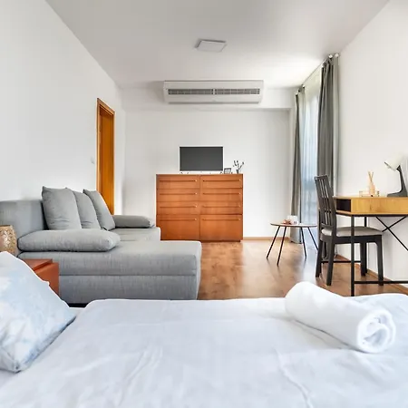 And Park Divoka Voda 브라티슬라바